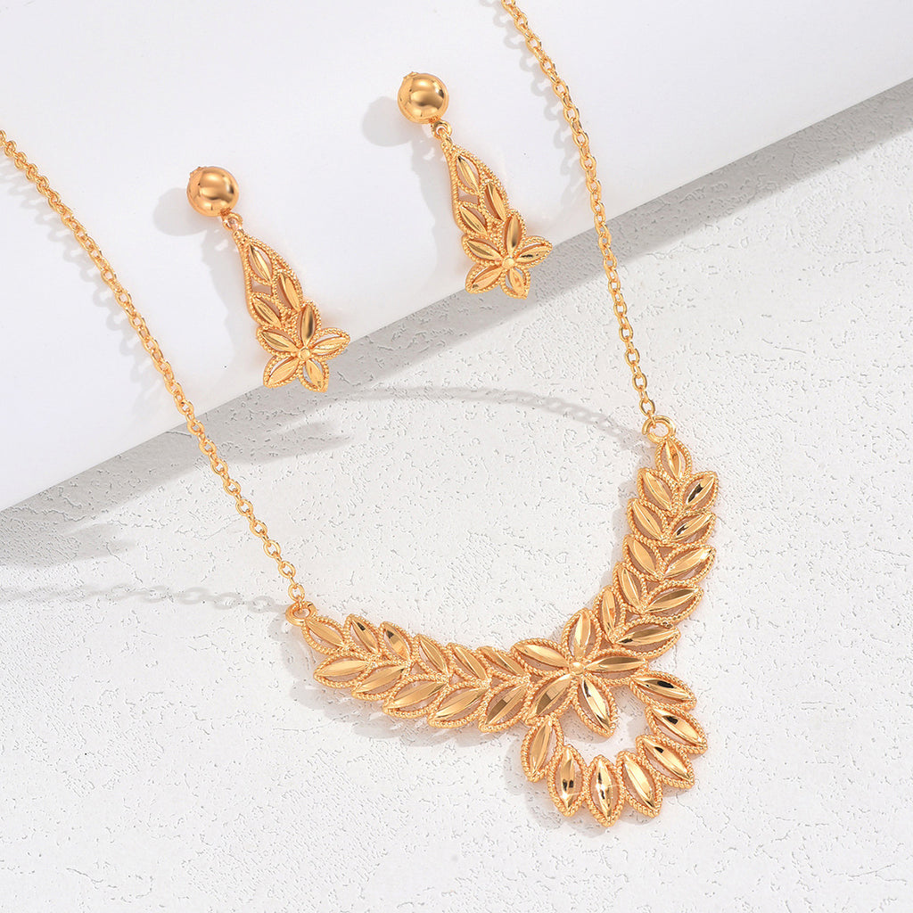 Floral Design Gold Plated Necklace and Earrings Set