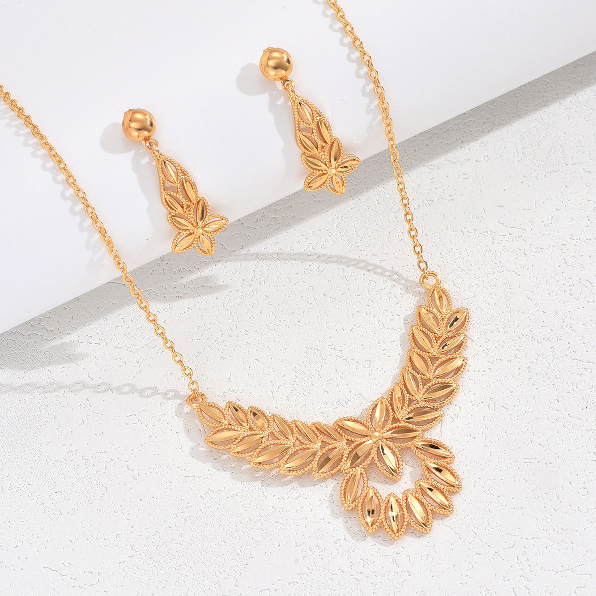 Floral Design Gold Plated Necklace and Earrings Set